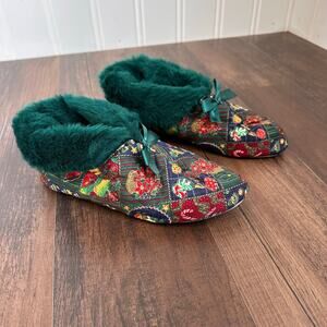 Vintage 90s Christmas House Slippers 6.5